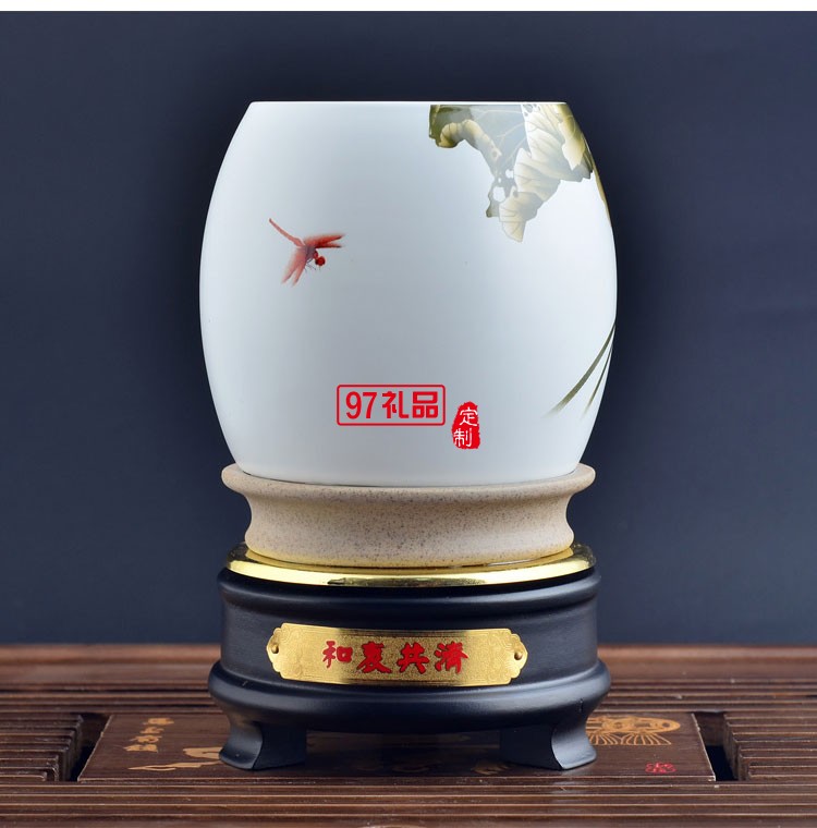 中國(guó)人民解放軍黃山艦隊(duì)定制案例——骨瓷筆筒