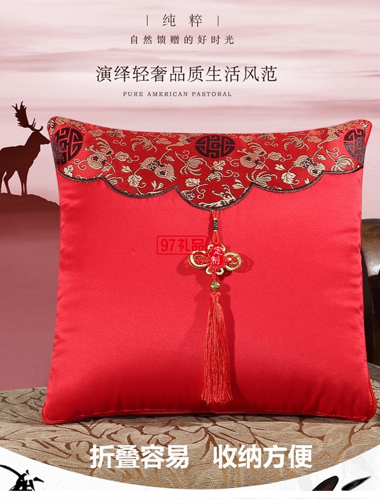 紅色中國結抱枕被經(jīng)典喜慶抱枕保險珠寶禮品兩用靠枕被 中國風-大紅 抱枕