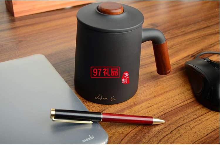 紫砂杯、紅木簽字筆商務(wù)套裝