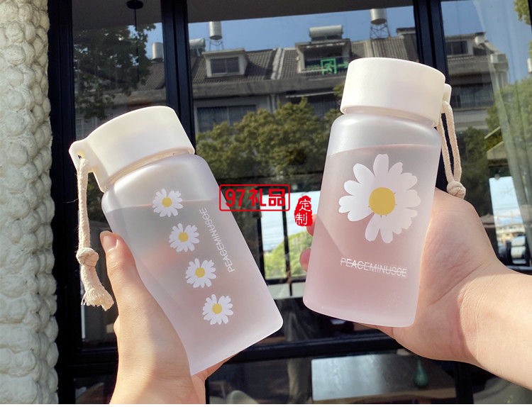 宇航員網(wǎng)紅隨手ins磨砂塑料杯潮流時(shí)尚杯子簡約水杯500ml