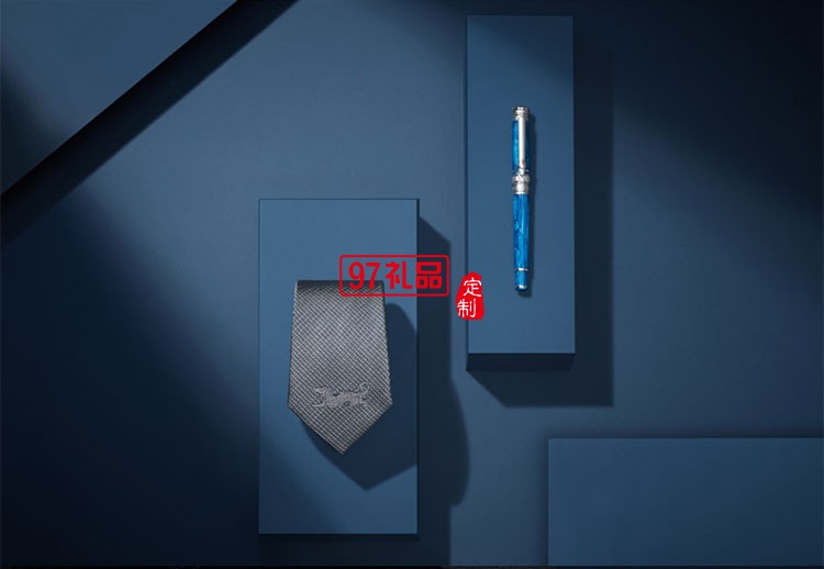 萬事利元首禮麒麟從容不迫 精英派頭 縱情馳騁，盡享生活    